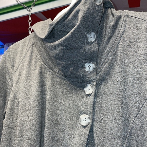 Maurice’s size Small Like new grey turtle neck button up poncho style sweater - Picture 5 of 11